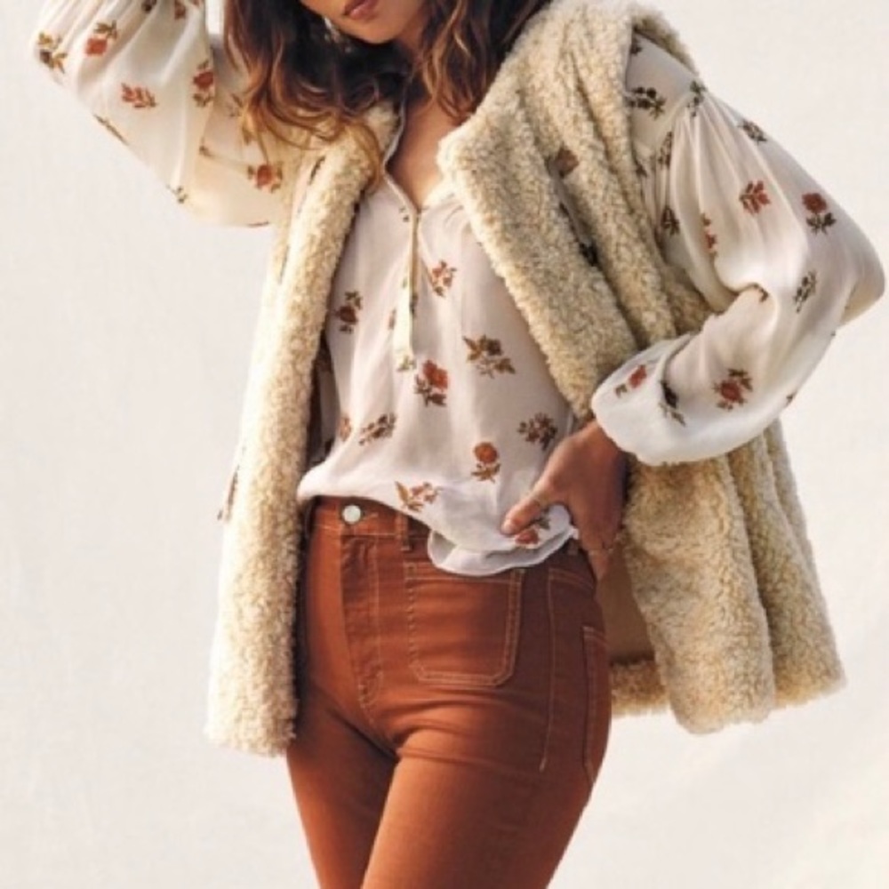 Brand new, never worn Anthropology Sherpa vest